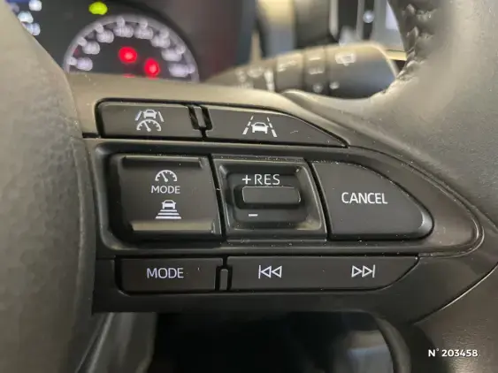 TOYOTA YARIS IV - voiture d'occasion - Photo 24