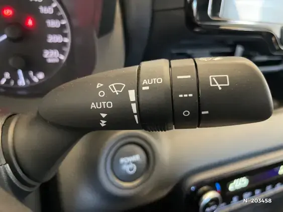 TOYOTA YARIS IV - voiture d'occasion - Photo 26
