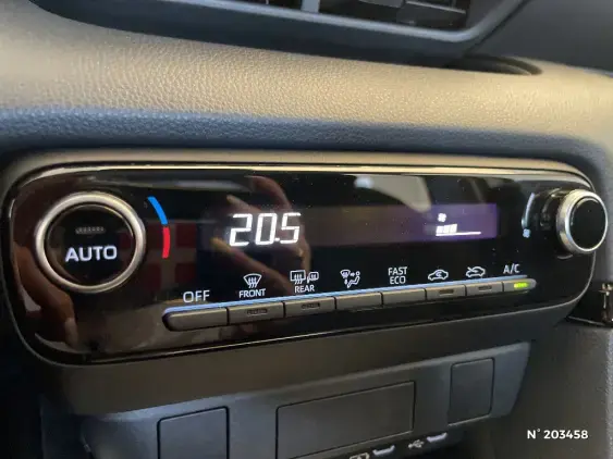 TOYOTA YARIS IV - voiture d'occasion - Photo 32