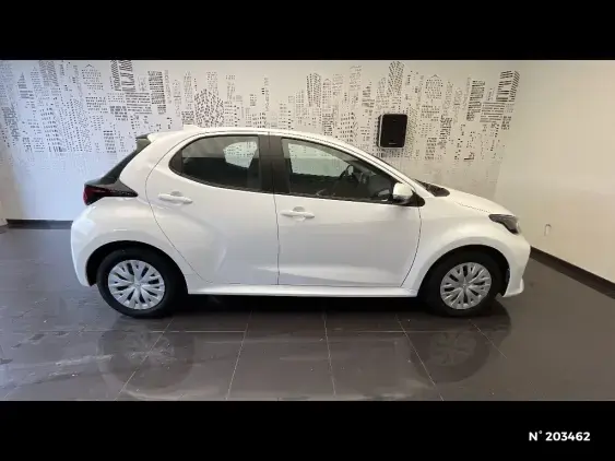 TOYOTA YARIS IV - voiture d'occasion - Photo 5