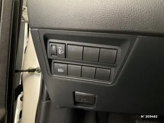 TOYOTA YARIS IV - voiture d'occasion - Photo 15