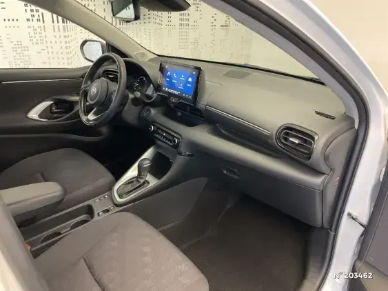 TOYOTA YARIS IV - voiture d'occasion - Photo 10