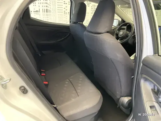 TOYOTA YARIS IV - voiture d'occasion - Photo 11