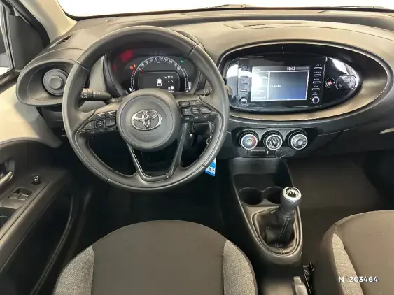 TOYOTA AYGO X - voiture d'occasion - Photo 9
