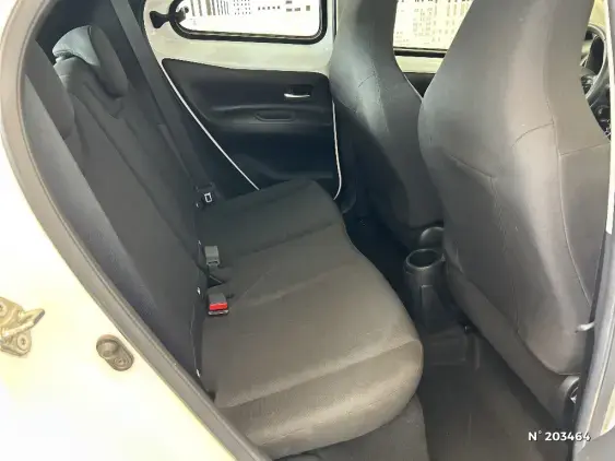 TOYOTA AYGO X - voiture d'occasion - Photo 11