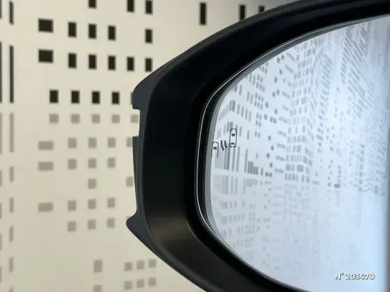 TOYOTA C-HR II - voiture d'occasion - Photo 31