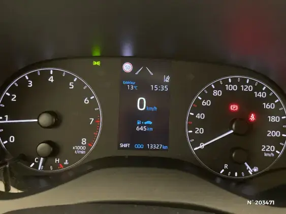 TOYOTA YARIS IV - voiture d'occasion - Photo 12