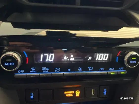 TOYOTA YARIS CROSS I - voiture d'occasion - Photo 29