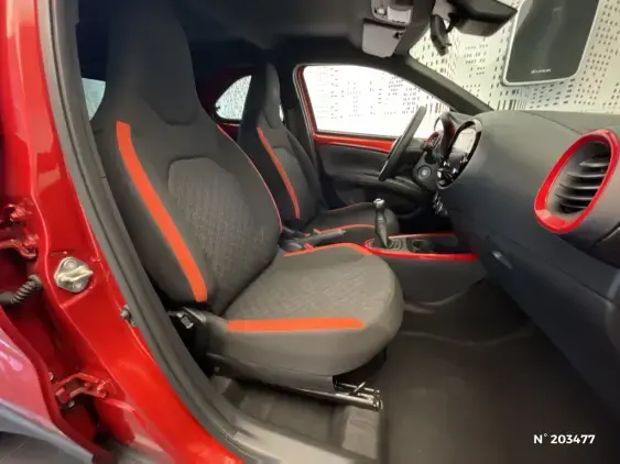 TOYOTA AYGO X - voiture d'occasion - Photo 10