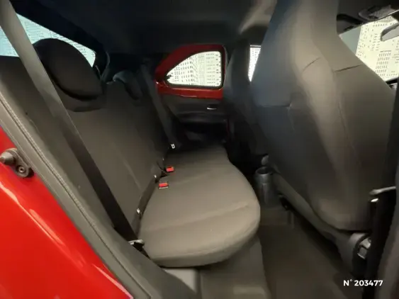 TOYOTA AYGO X - voiture d'occasion - Photo 11