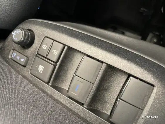 TOYOTA YARIS CROSS I - voiture d'occasion - Photo 30