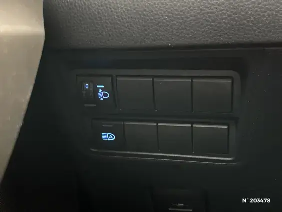 TOYOTA YARIS CROSS I - voiture d'occasion - Photo 31