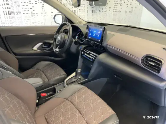 TOYOTA YARIS CROSS I - voiture d'occasion - Photo 10