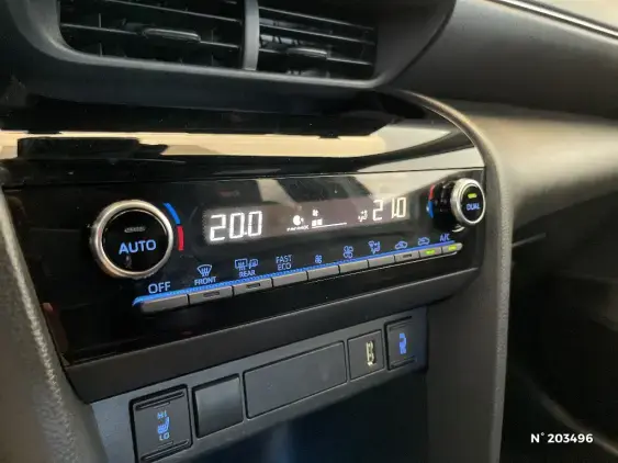 TOYOTA YARIS CROSS I - voiture d'occasion - Photo 26
