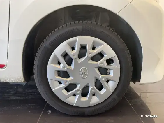 TOYOTA AYGO II - voiture d'occasion - Photo 8