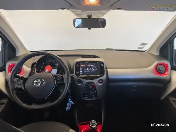 TOYOTA AYGO II - voiture d'occasion - Photo 9