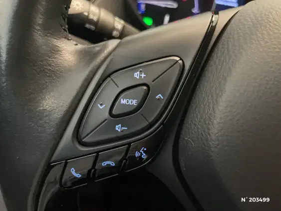 TOYOTA C-HR - voiture d'occasion - Photo 26