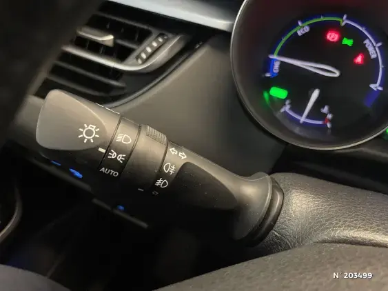 TOYOTA C-HR - voiture d'occasion - Photo 28