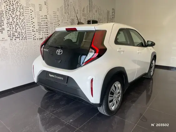 TOYOTA AYGO X - voiture d'occasion - Photo 4
