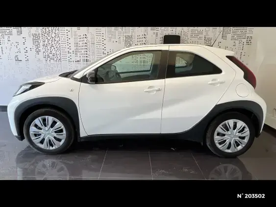TOYOTA AYGO X - voiture d'occasion - Photo 2
