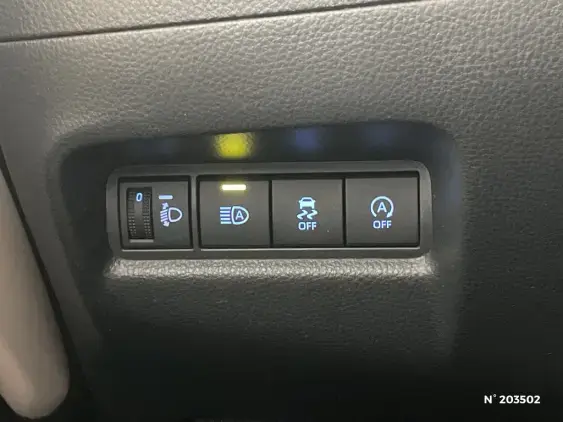 TOYOTA AYGO X - voiture d'occasion - Photo 32