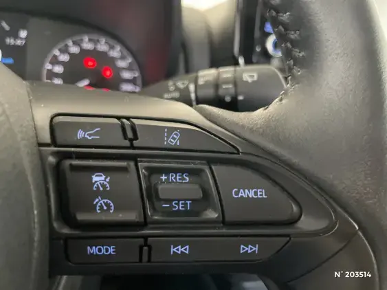 TOYOTA YARIS IV - voiture d'occasion - Photo 23