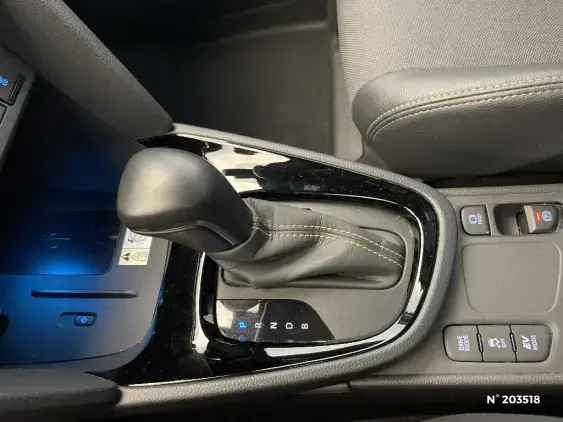 TOYOTA YARIS CROSS I - voiture d'occasion - Photo 31