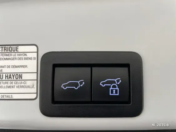 TOYOTA YARIS CROSS I - voiture d'occasion - Photo 35