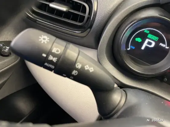 TOYOTA YARIS IV - voiture d'occasion - Photo 28