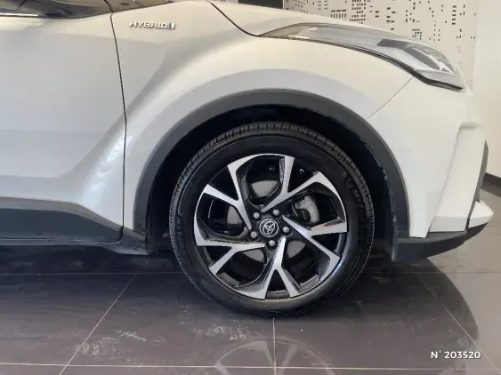 TOYOTA C-HR - voiture d'occasion - Photo 8