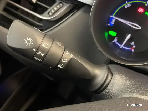 TOYOTA C-HR - voiture d'occasion - Photo 30