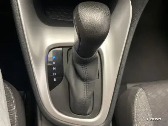 TOYOTA YARIS IV - voiture d'occasion - Photo 33