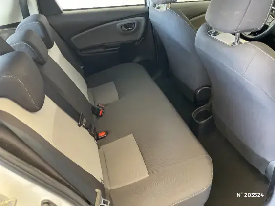 TOYOTA YARIS III - voiture d'occasion - Photo 11