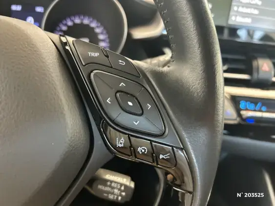 TOYOTA C-HR - voiture d'occasion - Photo 27