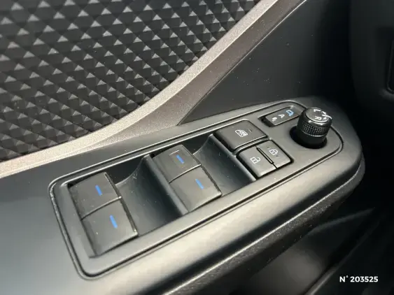 TOYOTA C-HR - voiture d'occasion - Photo 32
