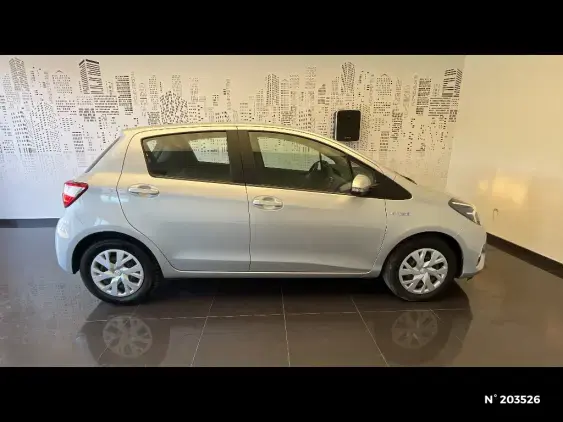 TOYOTA YARIS III - voiture d'occasion - Photo 5