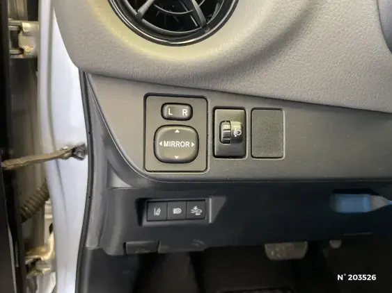 TOYOTA YARIS III - voiture d'occasion - Photo 24