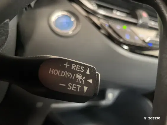 TOYOTA C-HR - voiture d'occasion - Photo 38
