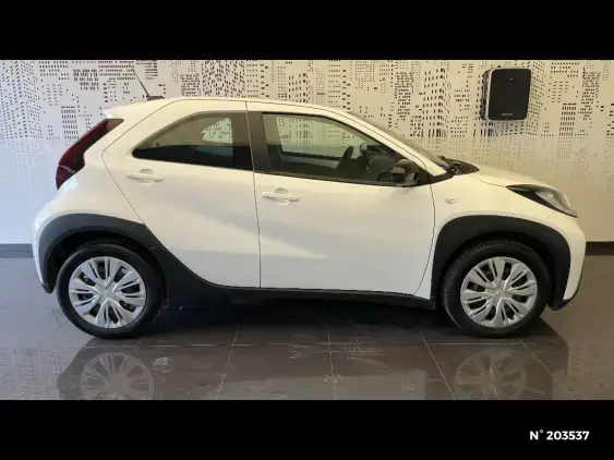 TOYOTA AYGO X - voiture d'occasion - Photo 5