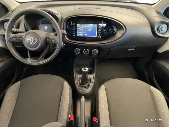 TOYOTA AYGO X - voiture d'occasion - Photo 9