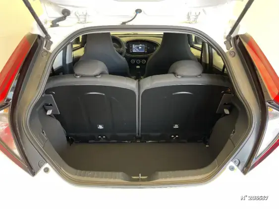 TOYOTA AYGO X - voiture d'occasion - Photo 7