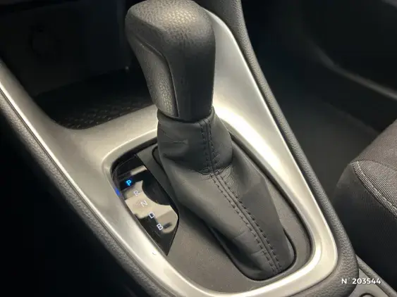 TOYOTA YARIS IV - voiture d'occasion - Photo 25