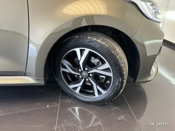 TOYOTA YARIS IV - voiture d'occasion - Photo 8