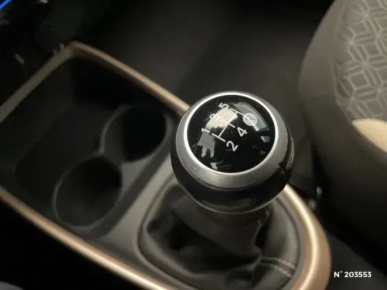 TOYOTA AYGO X - voiture d'occasion - Photo 27
