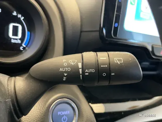 TOYOTA YARIS CROSS I - voiture d'occasion - Photo 29