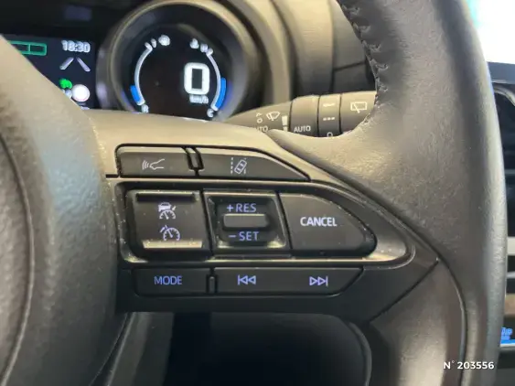 TOYOTA YARIS CROSS I - voiture d'occasion - Photo 31