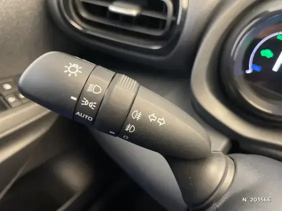 TOYOTA YARIS IV - voiture d'occasion - Photo 28