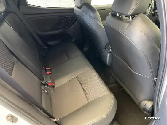 TOYOTA YARIS IV - voiture d'occasion - Photo 11