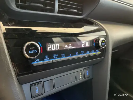 TOYOTA YARIS CROSS I - voiture d'occasion - Photo 25