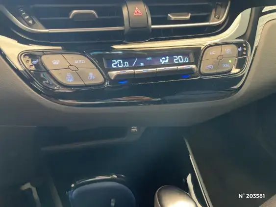 TOYOTA C-HR - voiture d'occasion - Photo 26